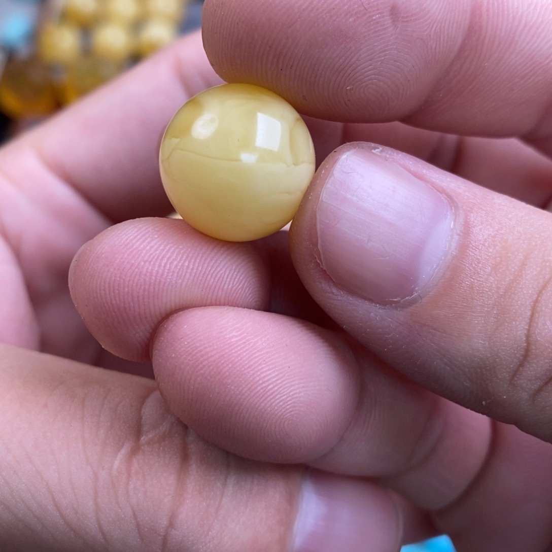 G***u蜜蜡未镶嵌裸石配饰