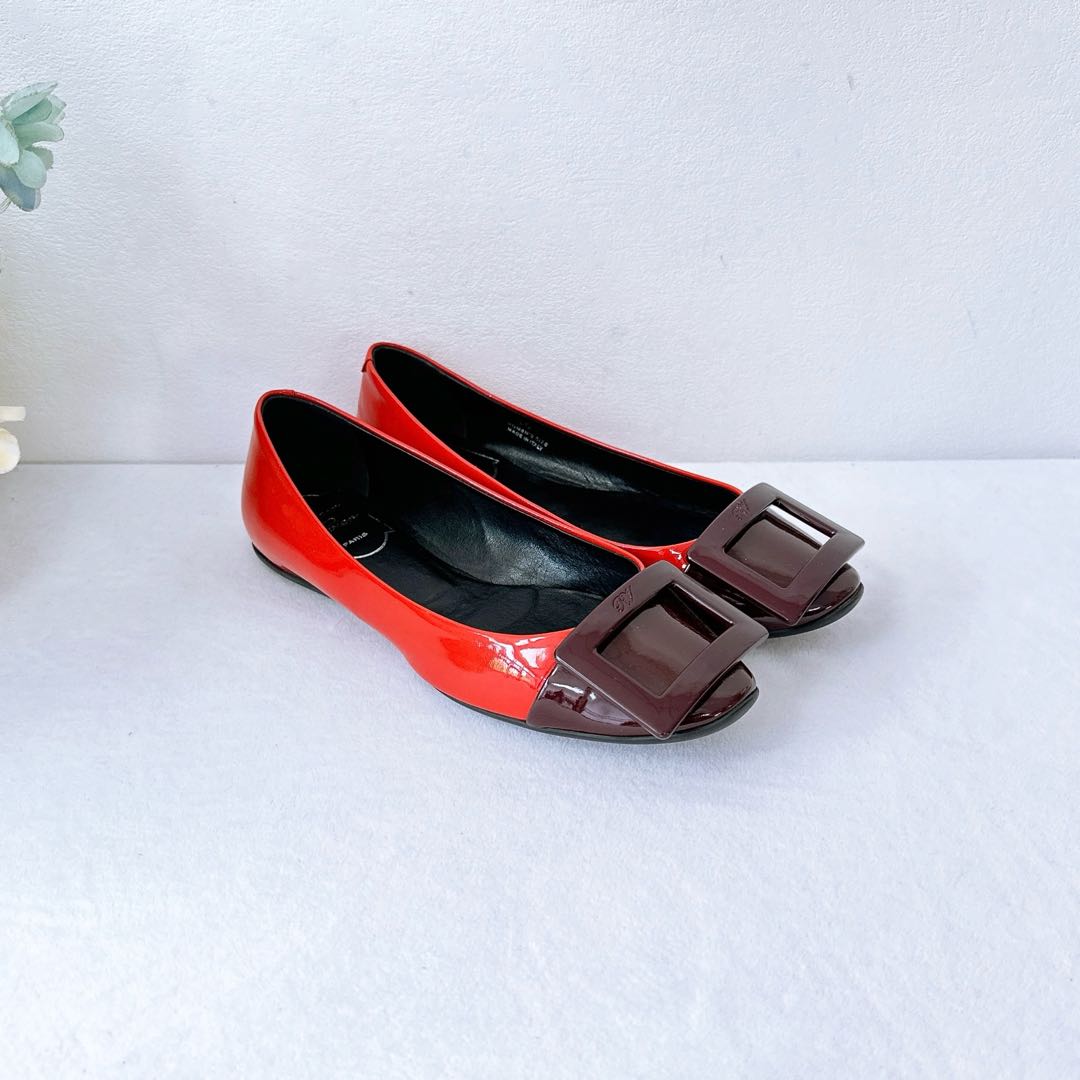 95新/Roger Vivier/罗杰维维亚/平底鞋/35码/Xsp38206
