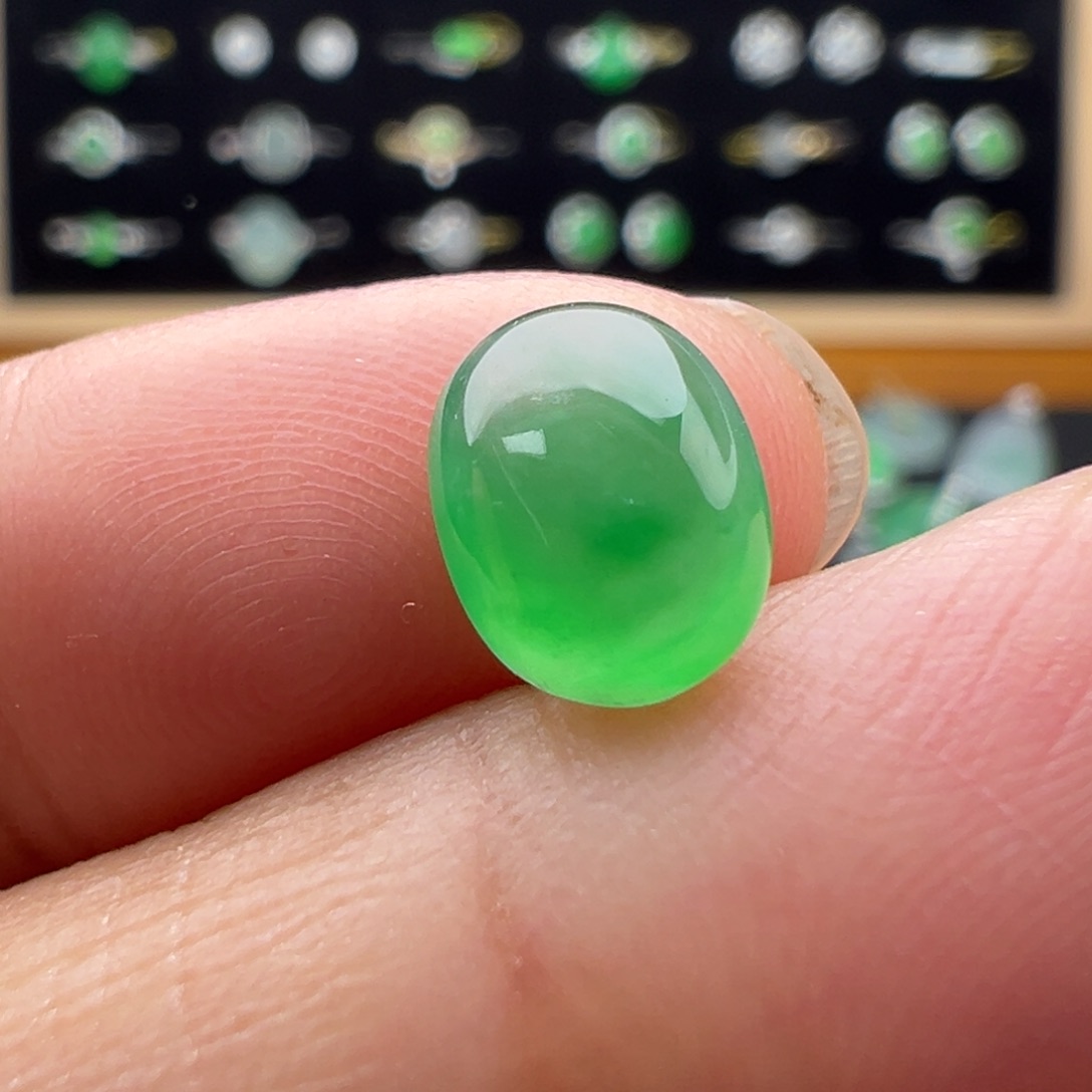 翡翠未镶嵌颈饰蛋8.5