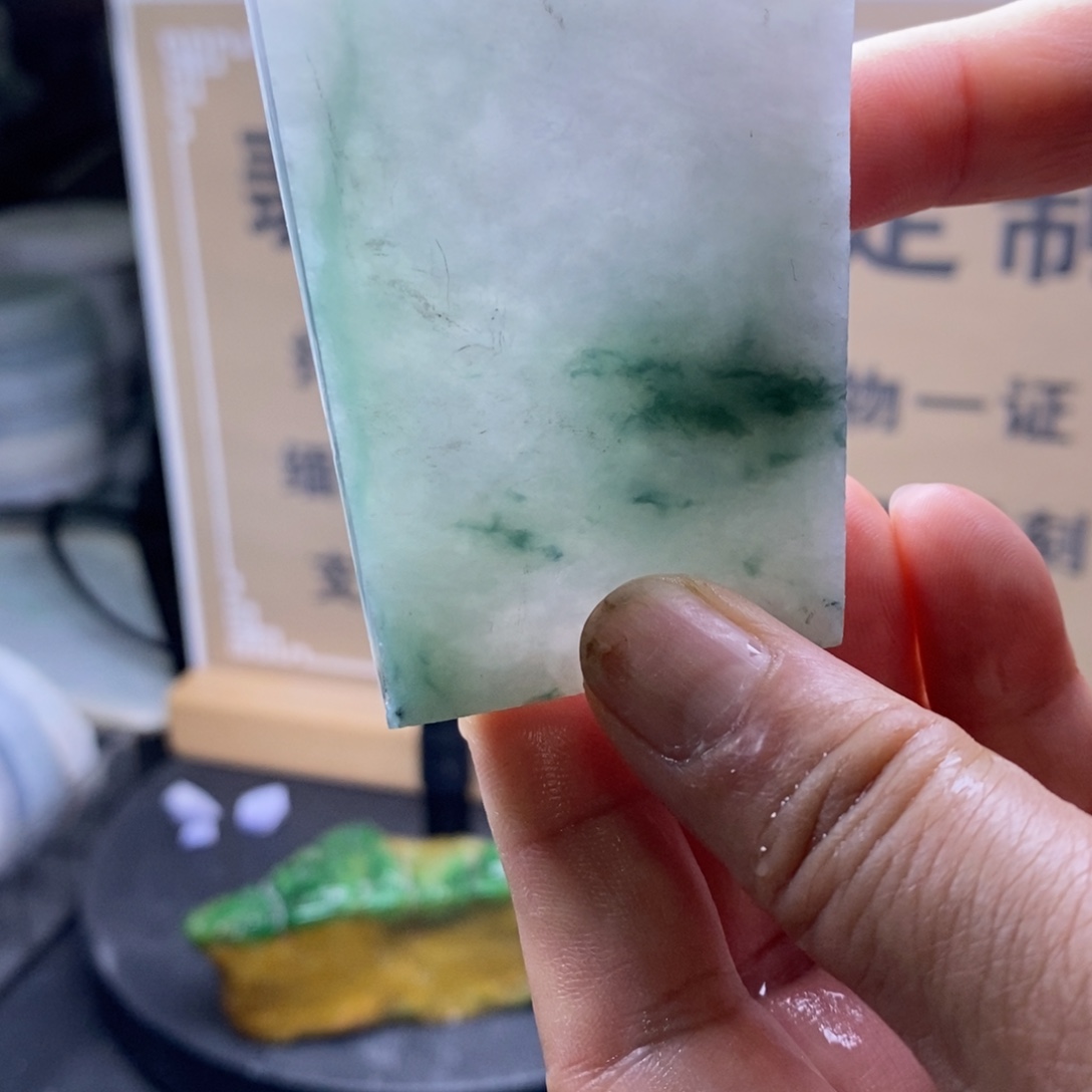 定制翡翠未镶嵌         