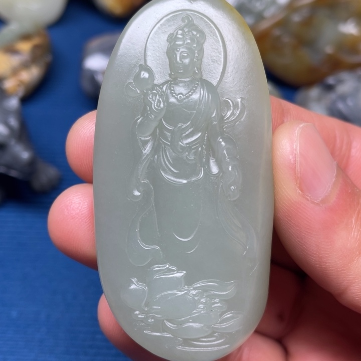 颈饰未镶嵌和田玉