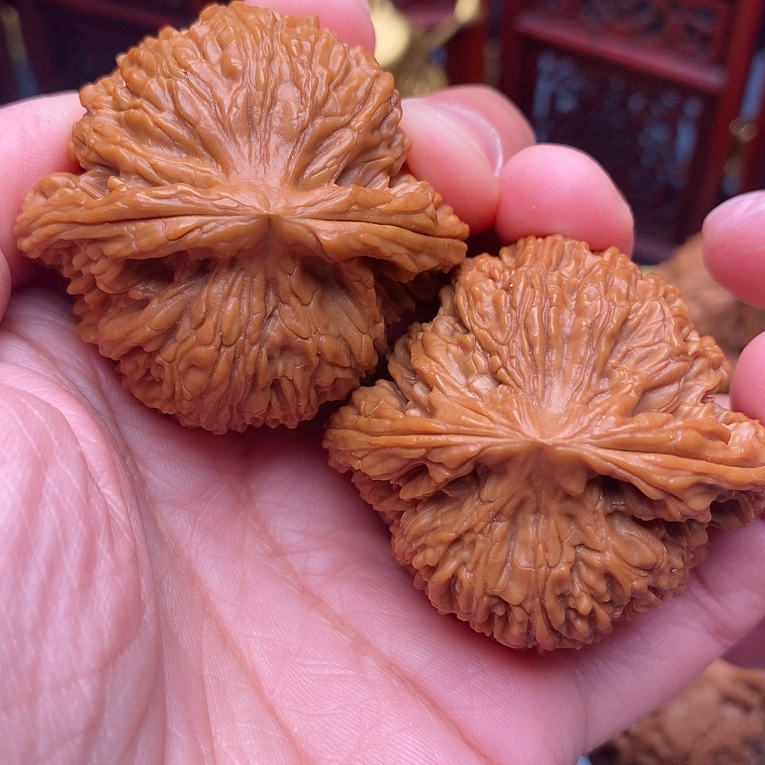 把件文玩核桃全品天花板粗棱南疆石45.8尺50克