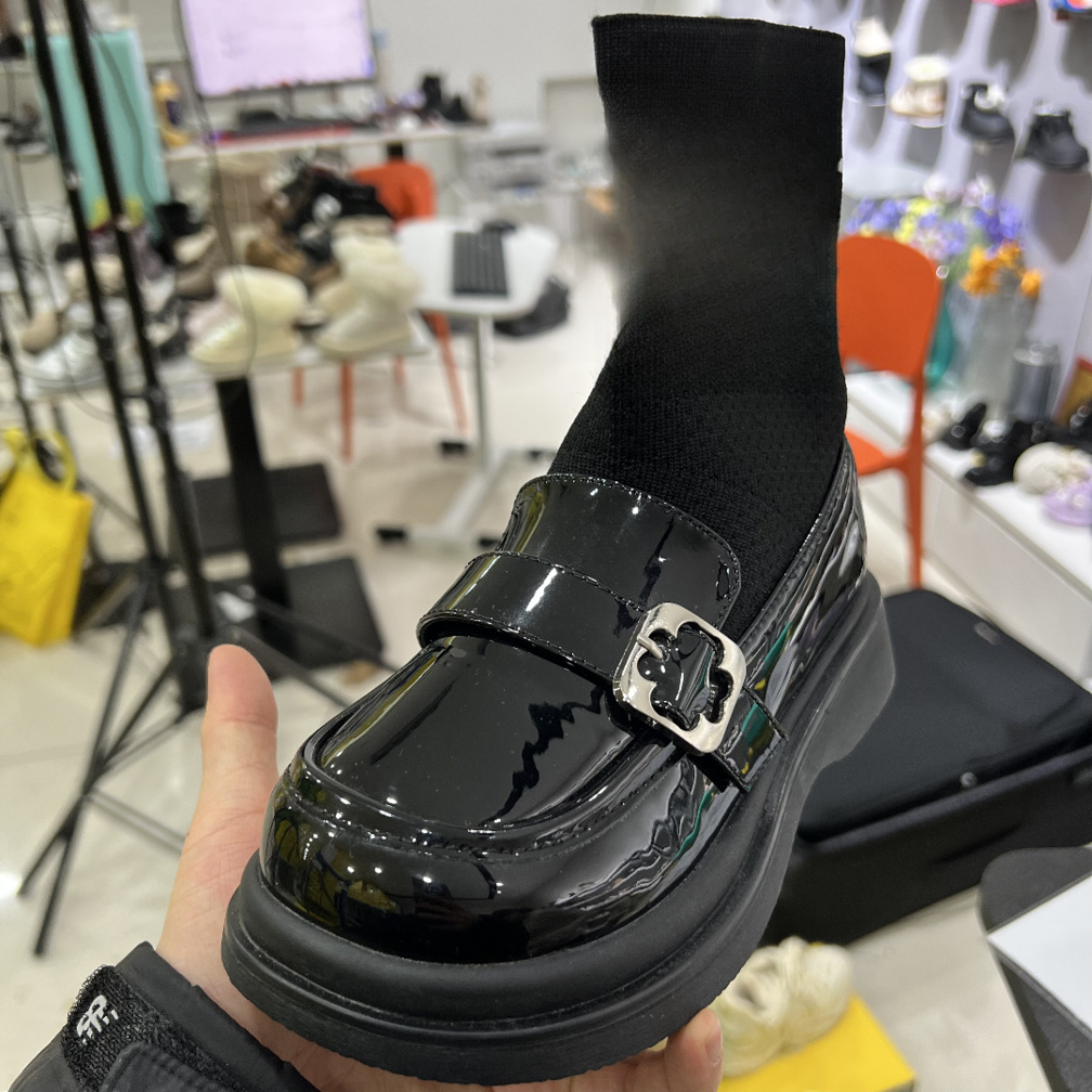 【新疆包邮】2902时尚马丁靴女童乌市发货软底 冬季 百搭