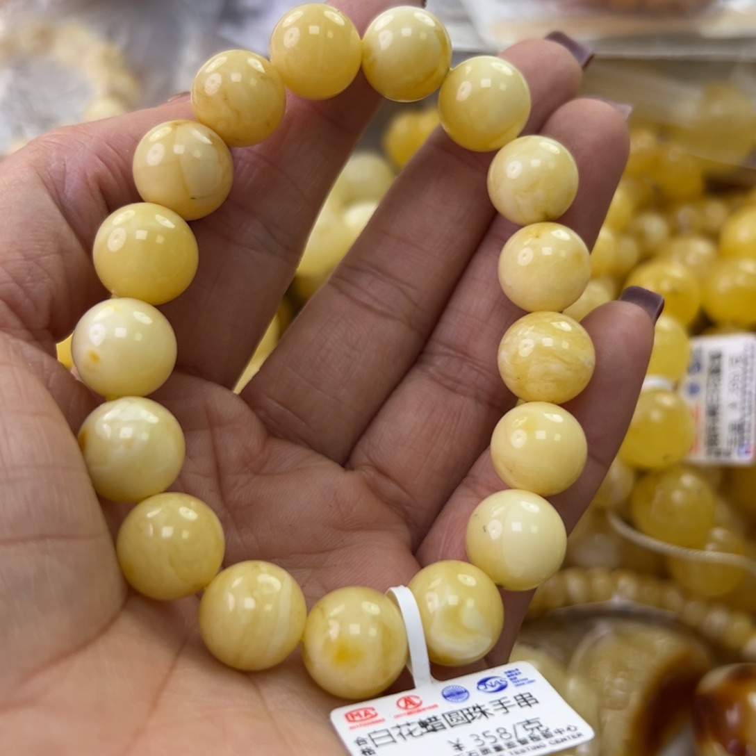 琥珀珠宝奇石未镶嵌