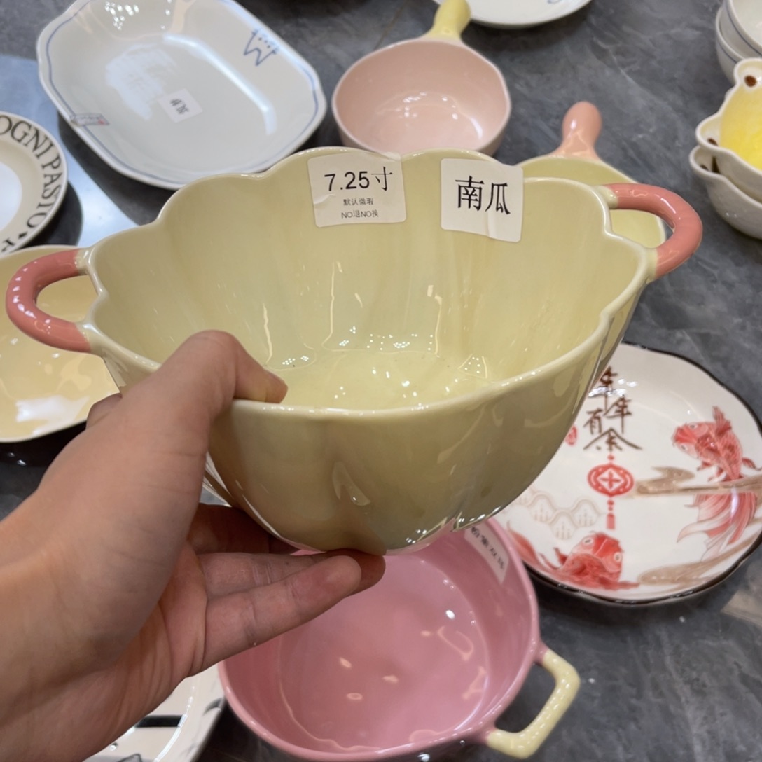 陶瓷微瑕餐具介意勿拍，满18飞！