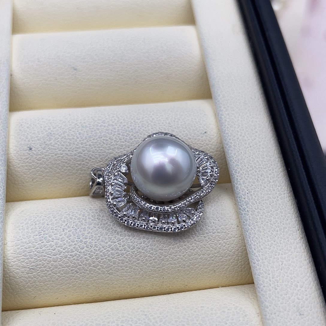 银S925镶嵌海水珍珠颈饰