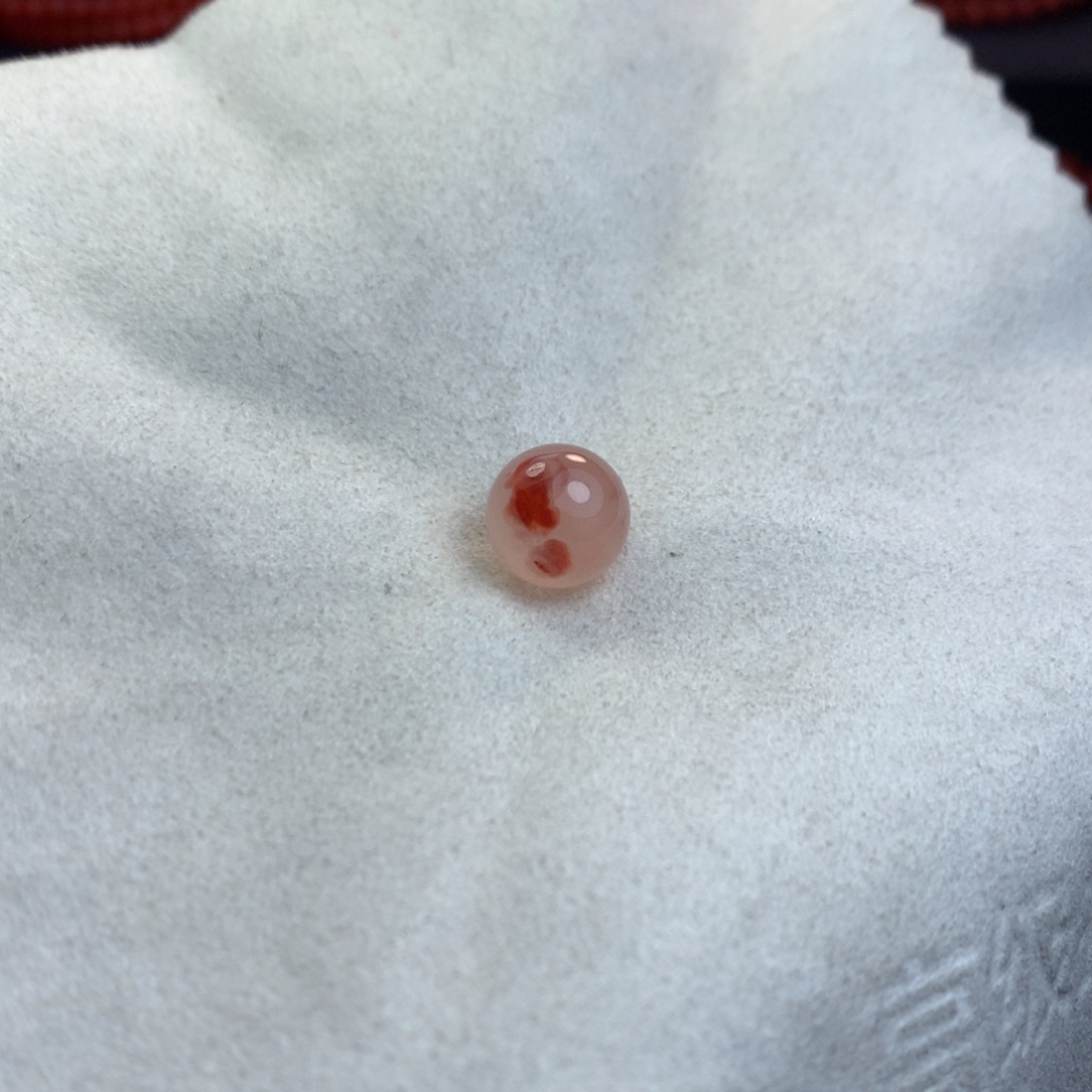 南红玛瑙配珠未镶嵌