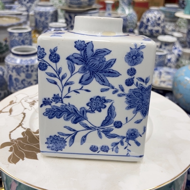 瓷片微瑕。。。。。。。。。。。。