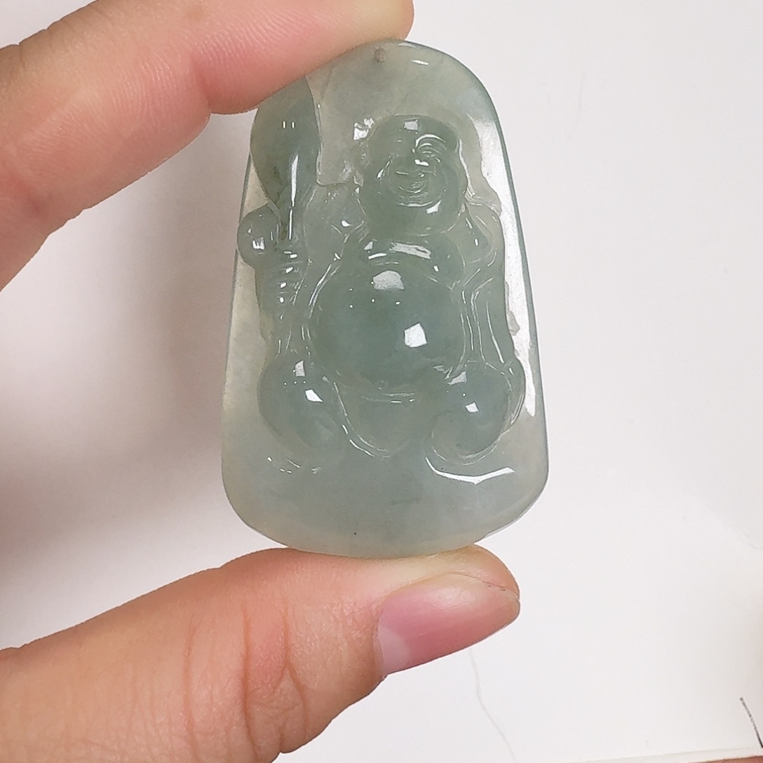 翡翠颈饰未镶嵌佛公牌