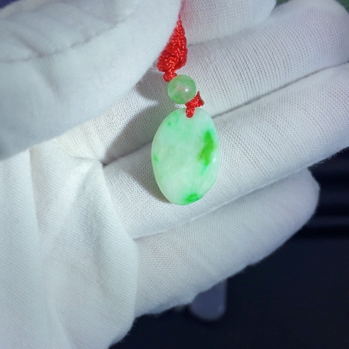 翡翠未镶嵌挂件片料