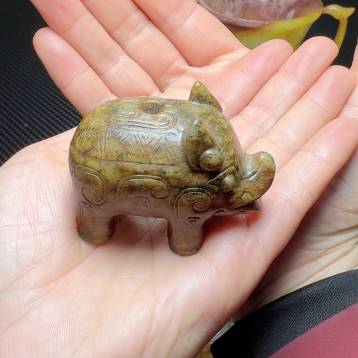 和田玉把件未镶嵌生****止