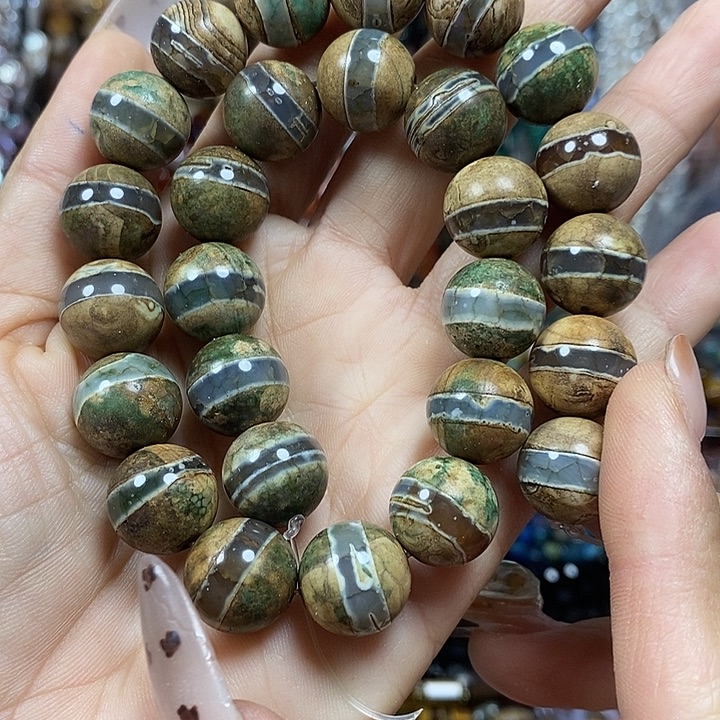 玛瑙/玉髓未镶嵌珠宝半成品复古老面一线玛瑙卡13.7mm