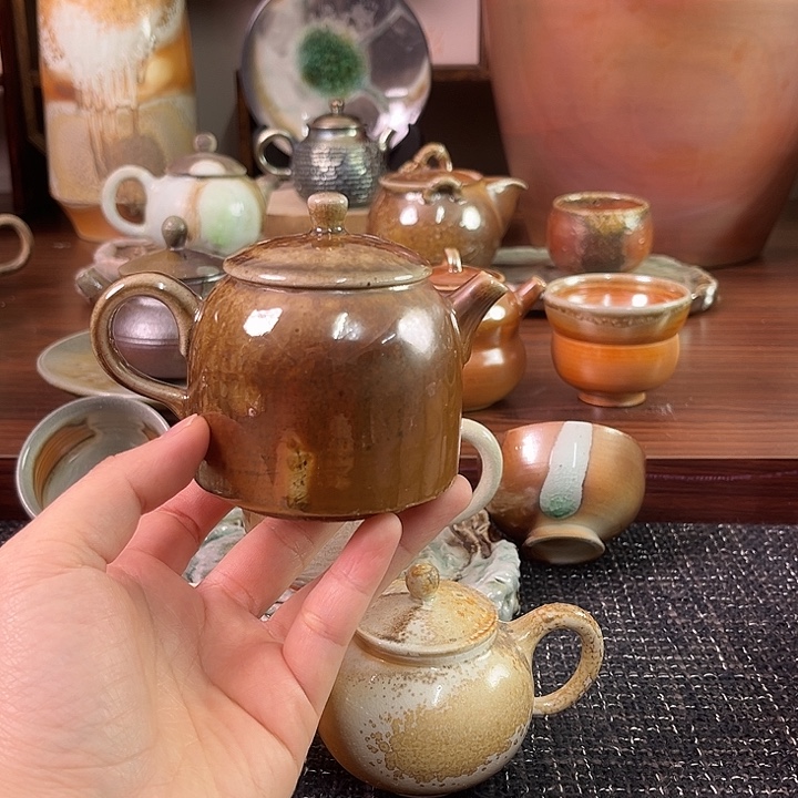 柴烧鼓包微瑕秦权壶