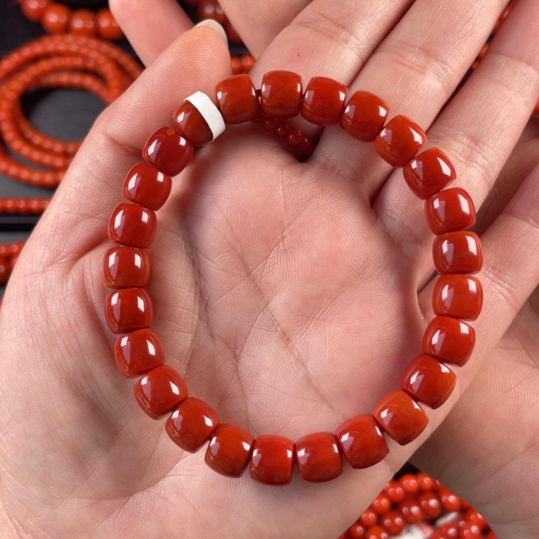 未镶嵌南红玛瑙手链月****❤妞8