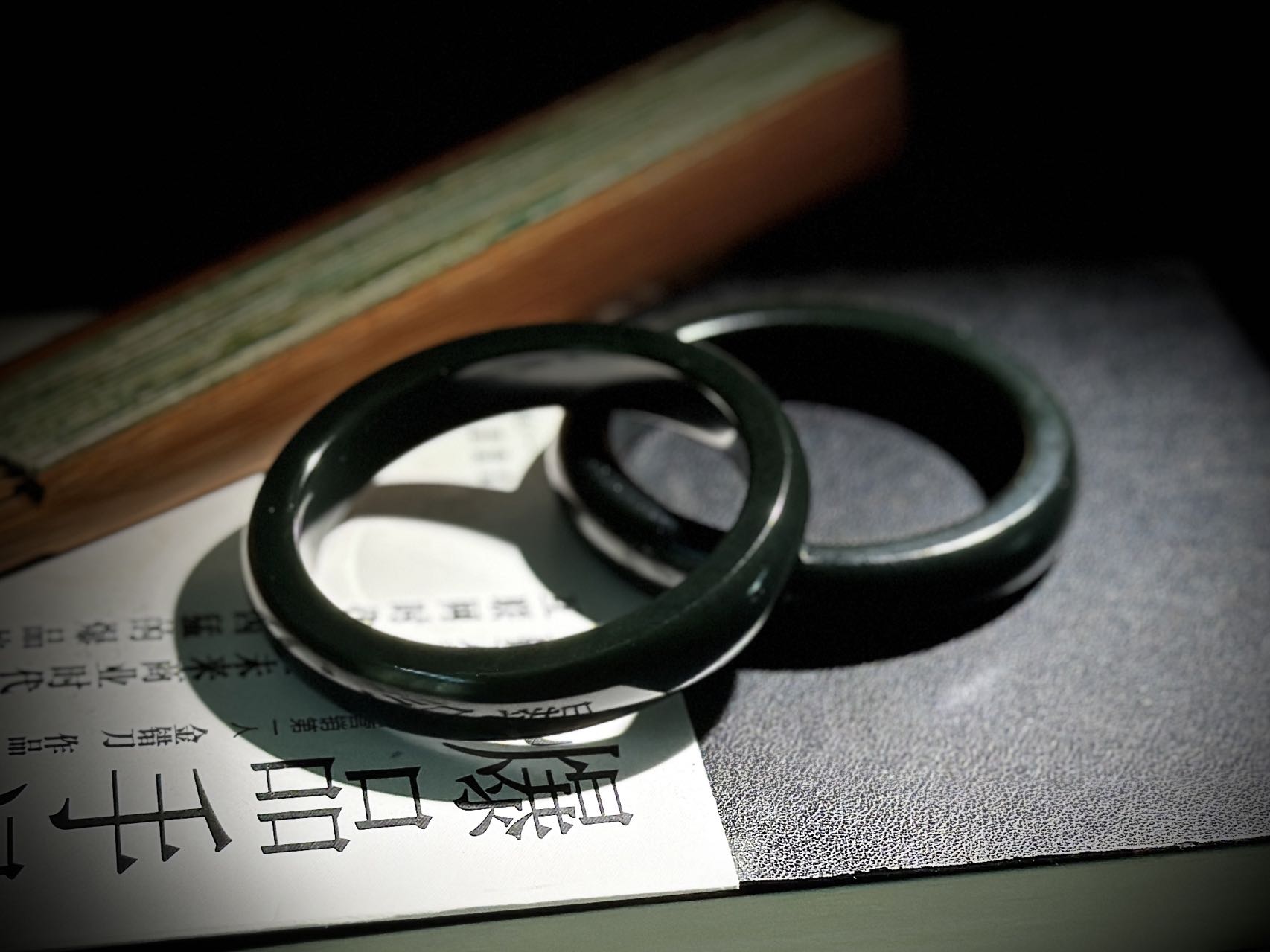 新疆天然和田玉塔青老料手镯油润细糯老熟礼物证书
