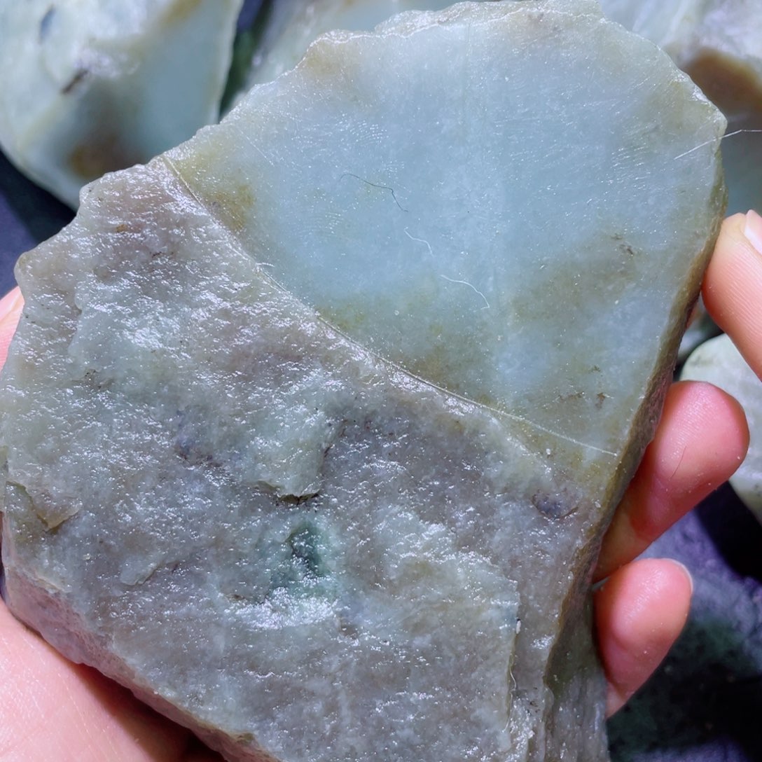 和田玉未镶嵌珠宝半成品