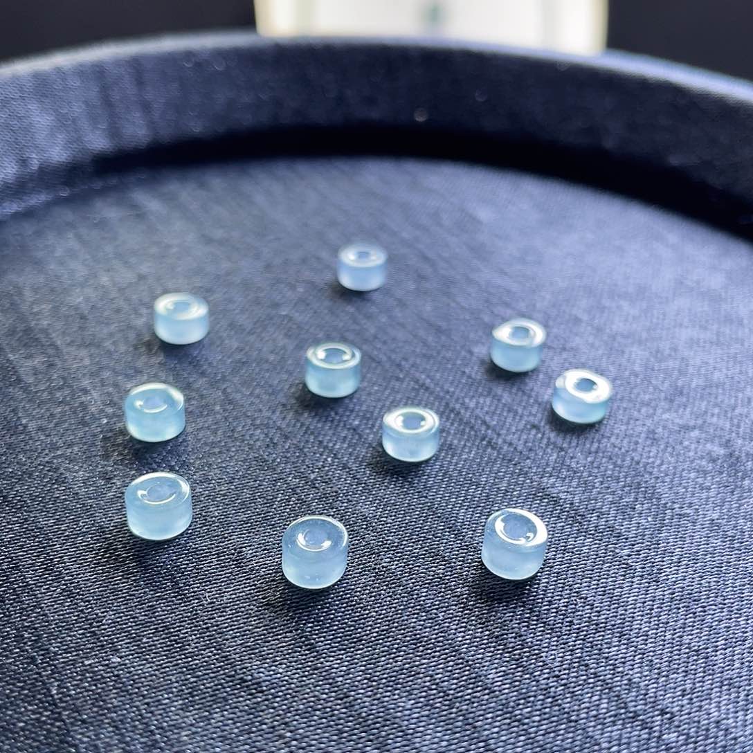 翡翠散珠5mm左右高冰直切10颗