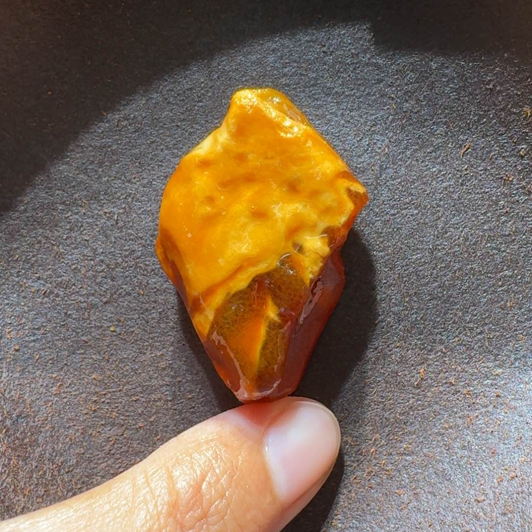 定制琥珀未镶嵌定制