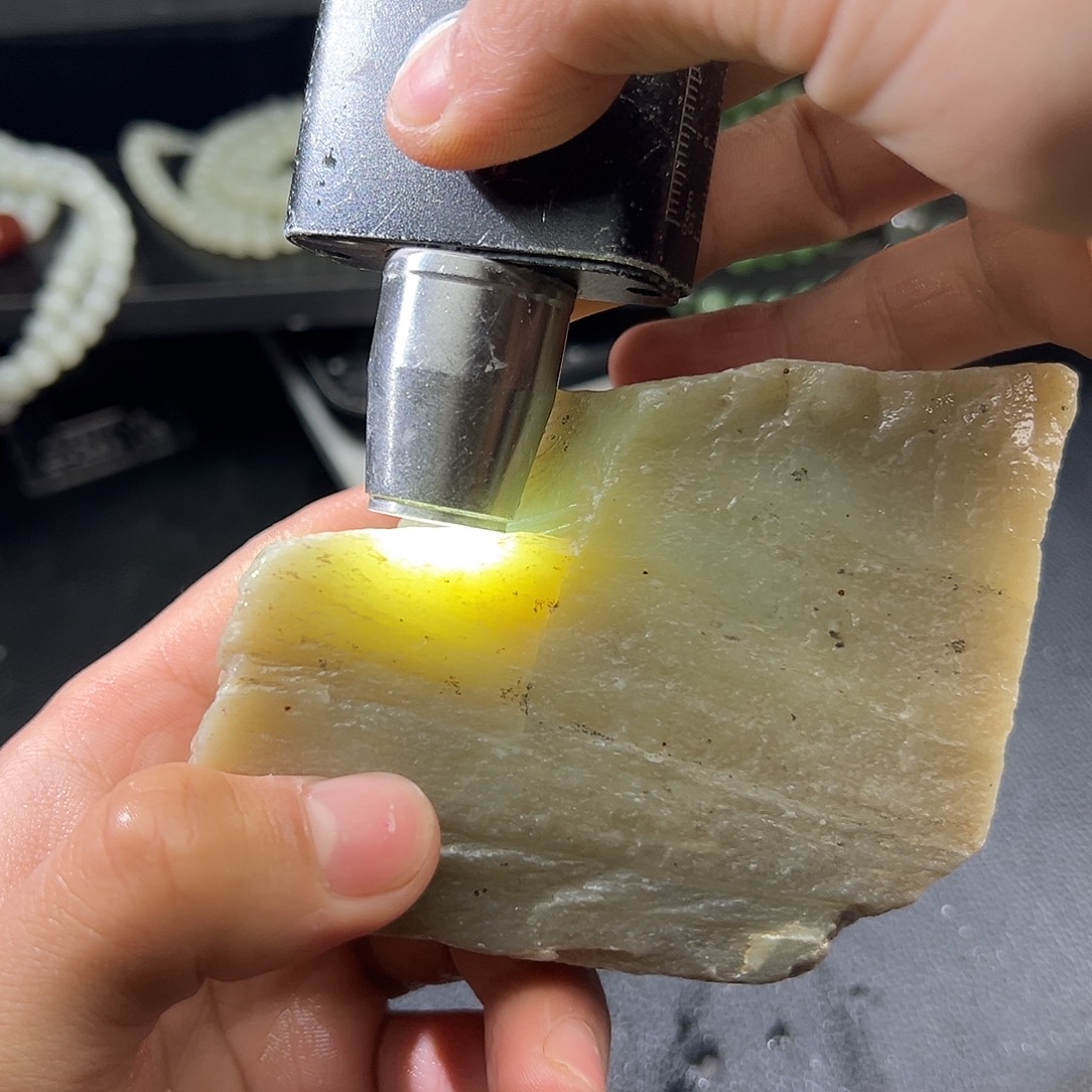 和田玉（糖玉）未镶嵌车挂