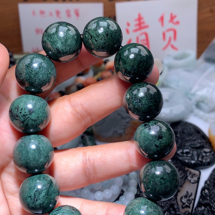 翡翠未镶嵌颈饰保真天然A货翡翠