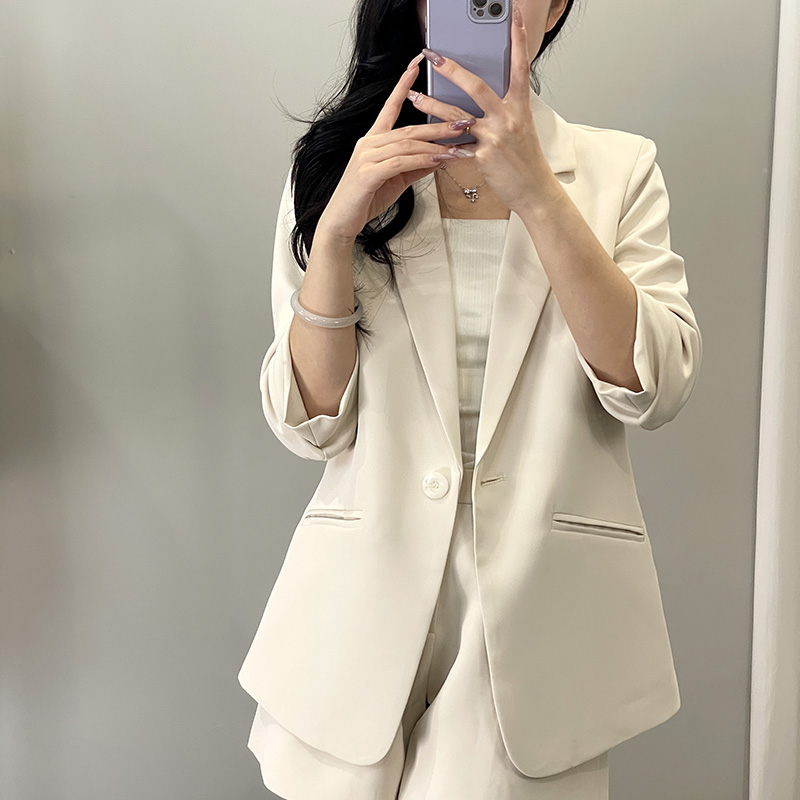 七分袖口袋小个子小众女轻职风气质抽褶职业网红长袖西装休闲上衣