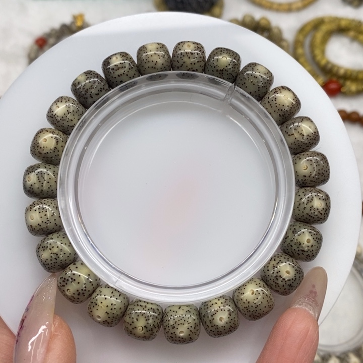 手串星月菩提10小细星