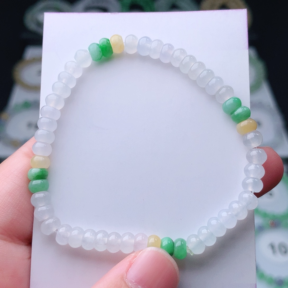 翡翠手串未镶嵌翡翠