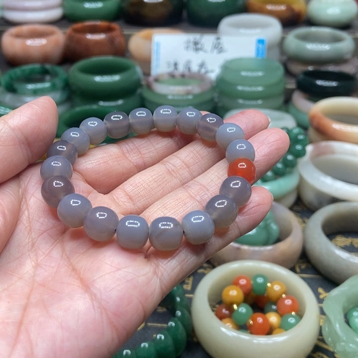 石英质玉手镯未镶嵌