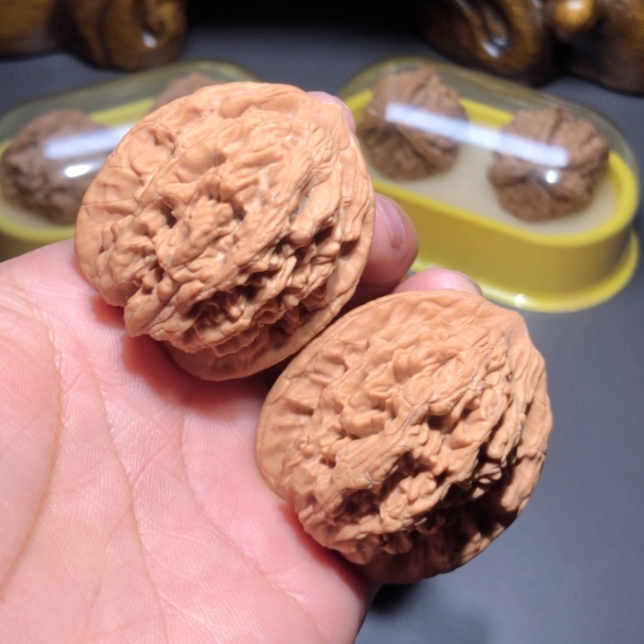 文玩核桃把件40麦虎