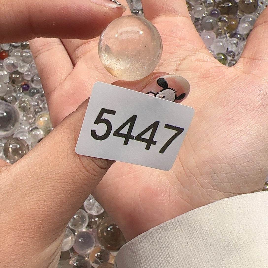 未镶嵌水晶大型摆件（非配饰）