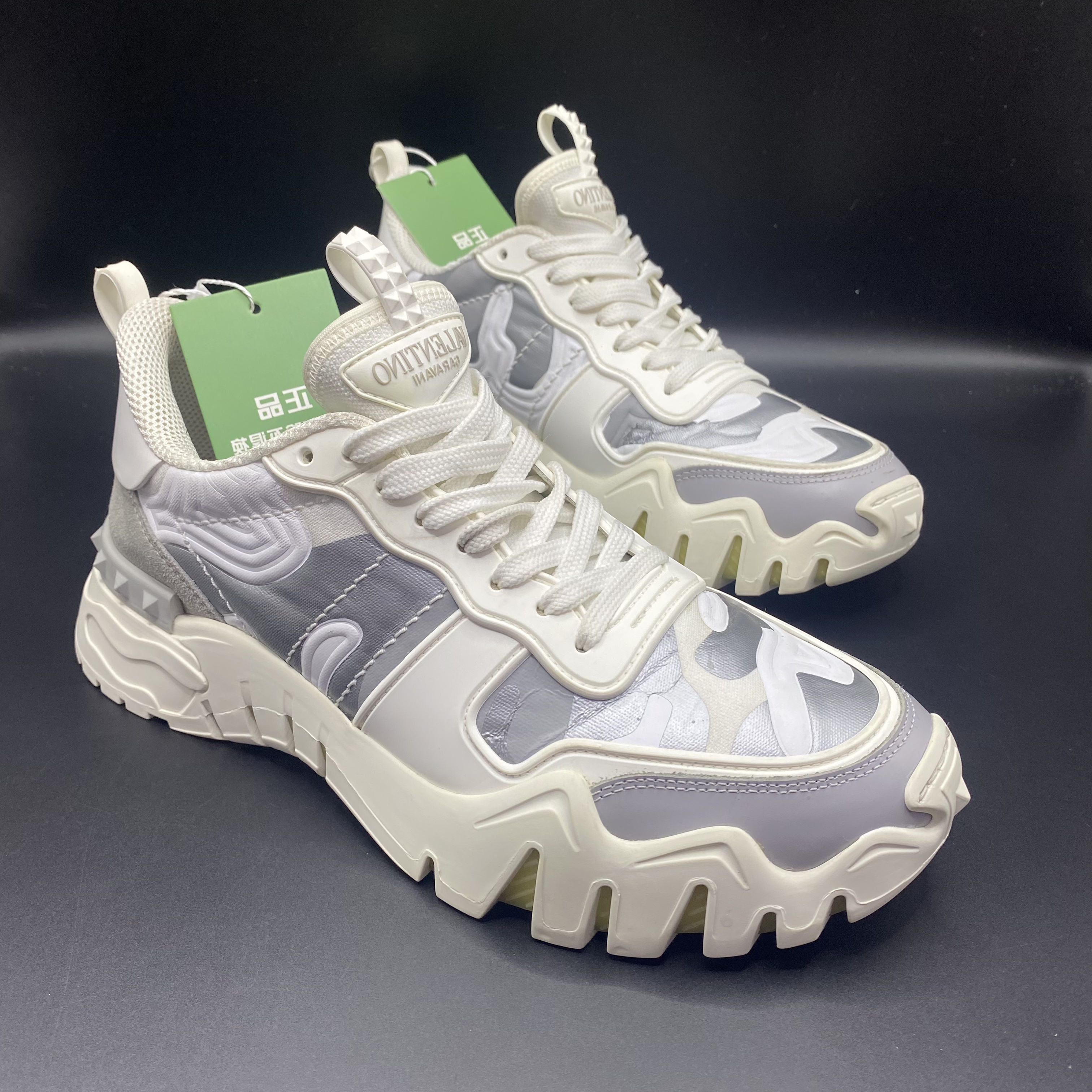 95新 Valentino/华伦天奴 【AO福利】40欧码 白灰厚底休闲鞋ao955