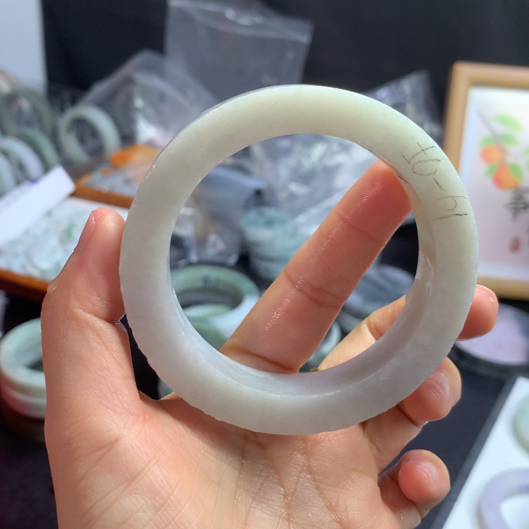 【闪购商品】定制翡翠手镯未镶嵌