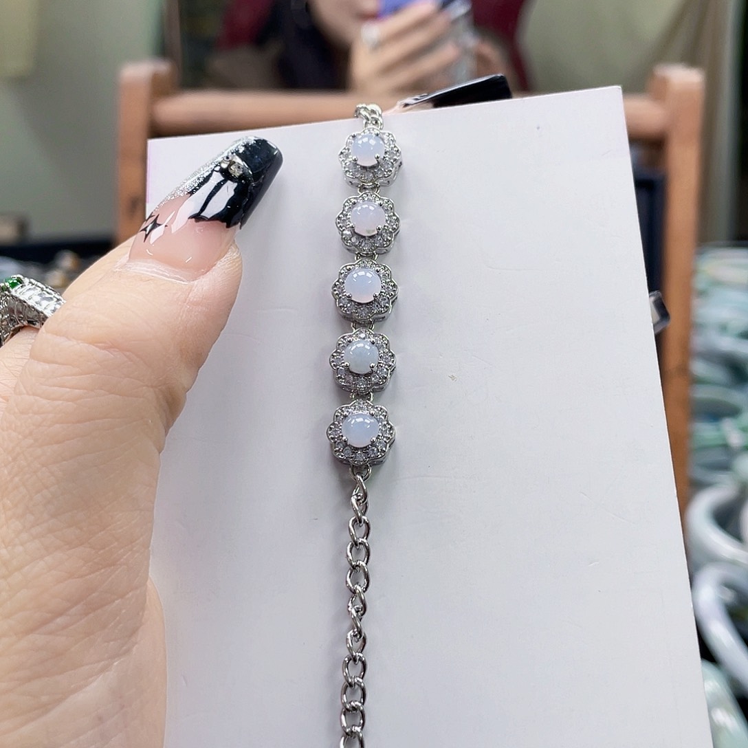 翡翠未镶嵌颈饰天然翡翠Ａ货