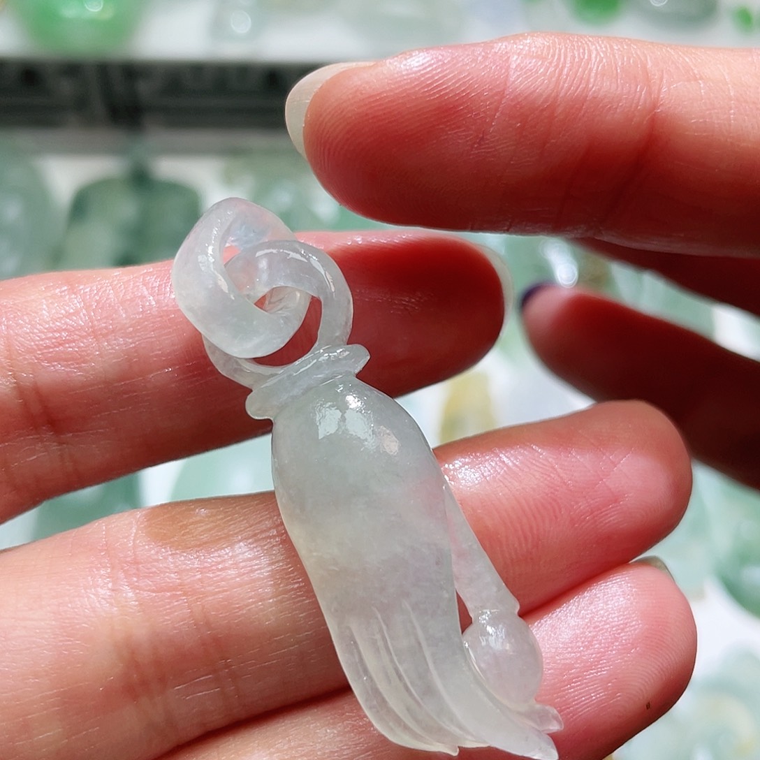 定制翡翠未镶嵌掌上明珠