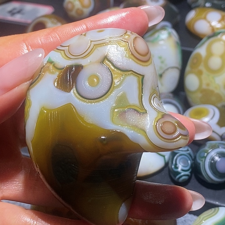 玛瑙/玉髓未镶嵌珠宝奇石10