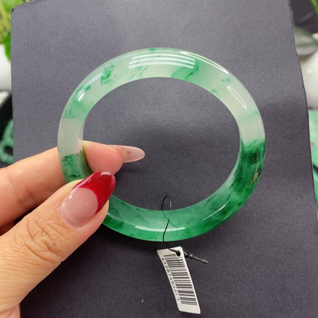 石英质玉手镯未镶嵌将*～