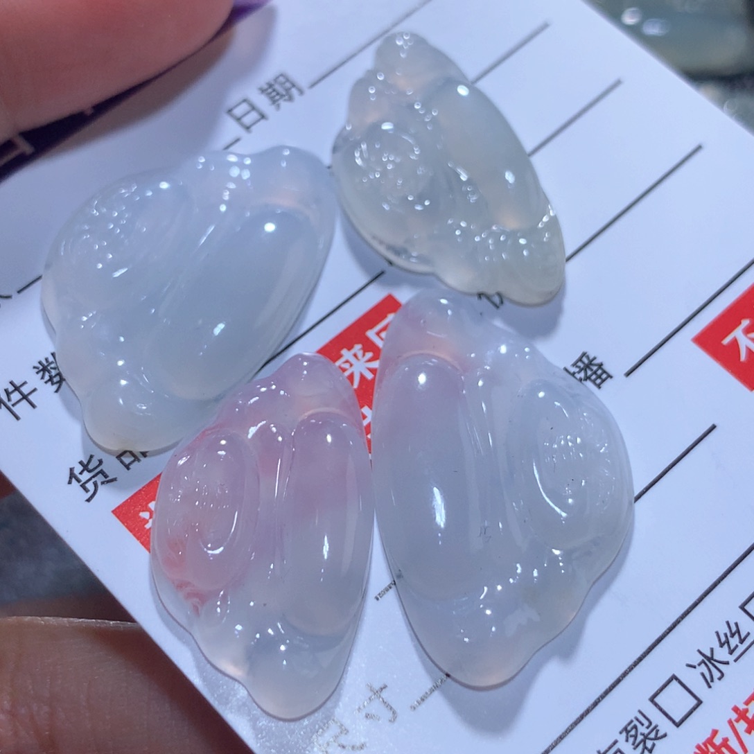 翡翠颈饰未镶嵌缅甸