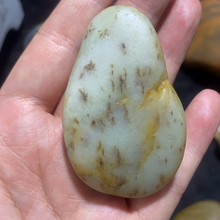 未镶嵌和田玉（糖玉）挂件