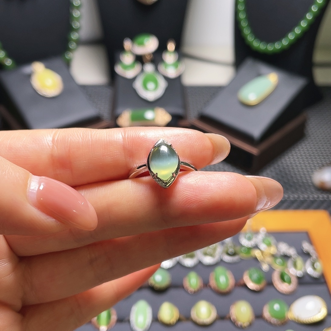 和田玉银S925镶嵌戒指