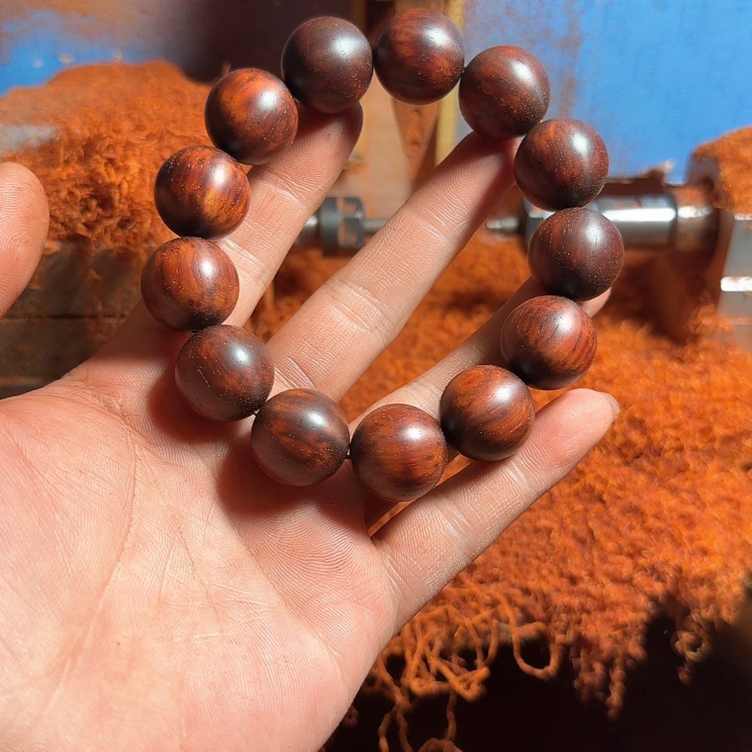 檀香紫檀（小叶紫檀）晶*1.8