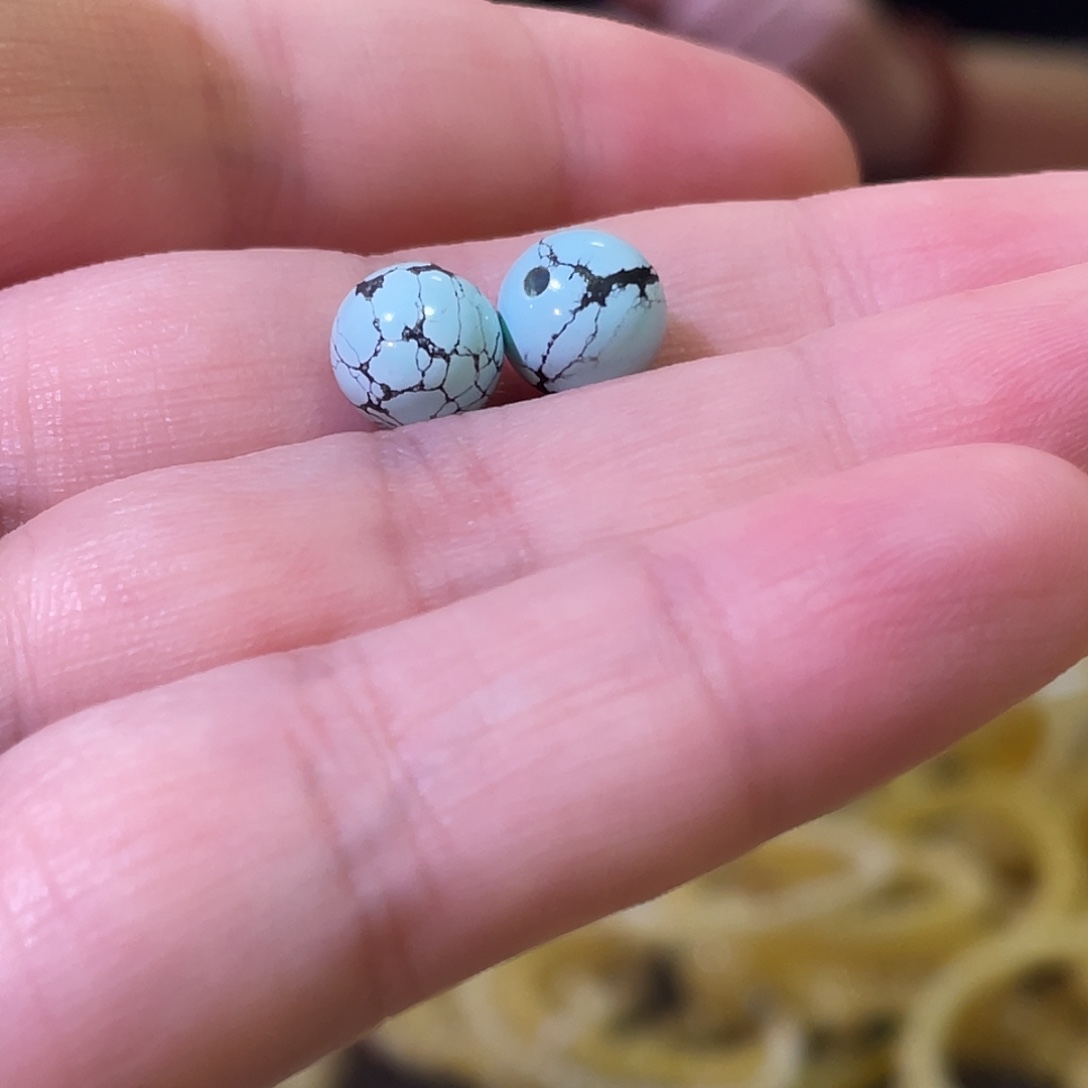 邻***酱绿松石未镶嵌珠宝奇石1.4g