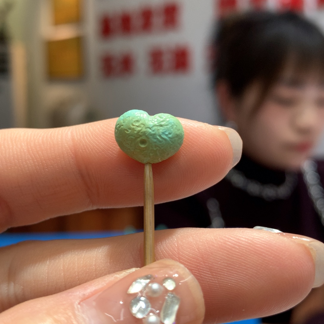 绿松石配饰未镶嵌