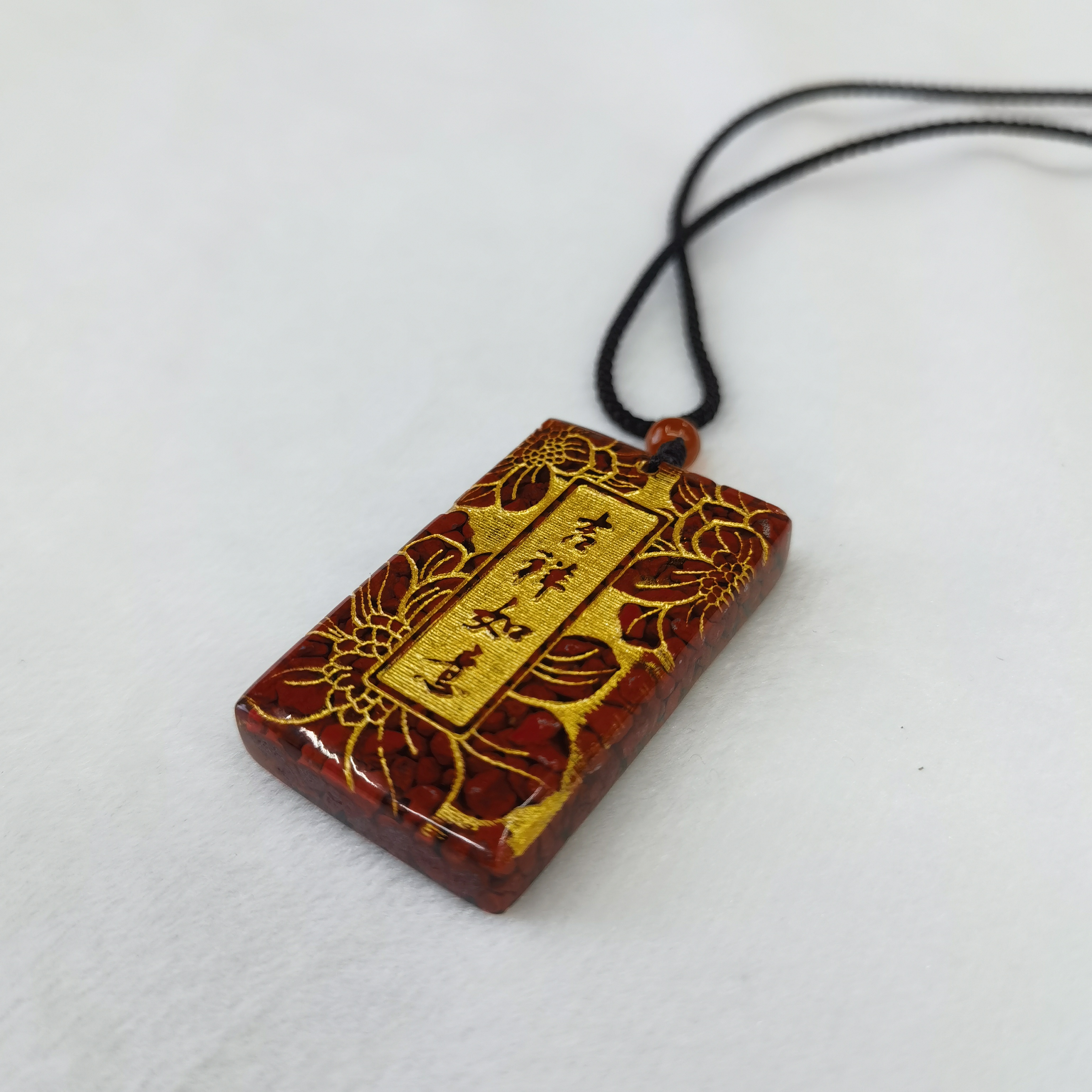 天然辰砂【闪购商品】主播推荐99朱砂原矿晶体挂件