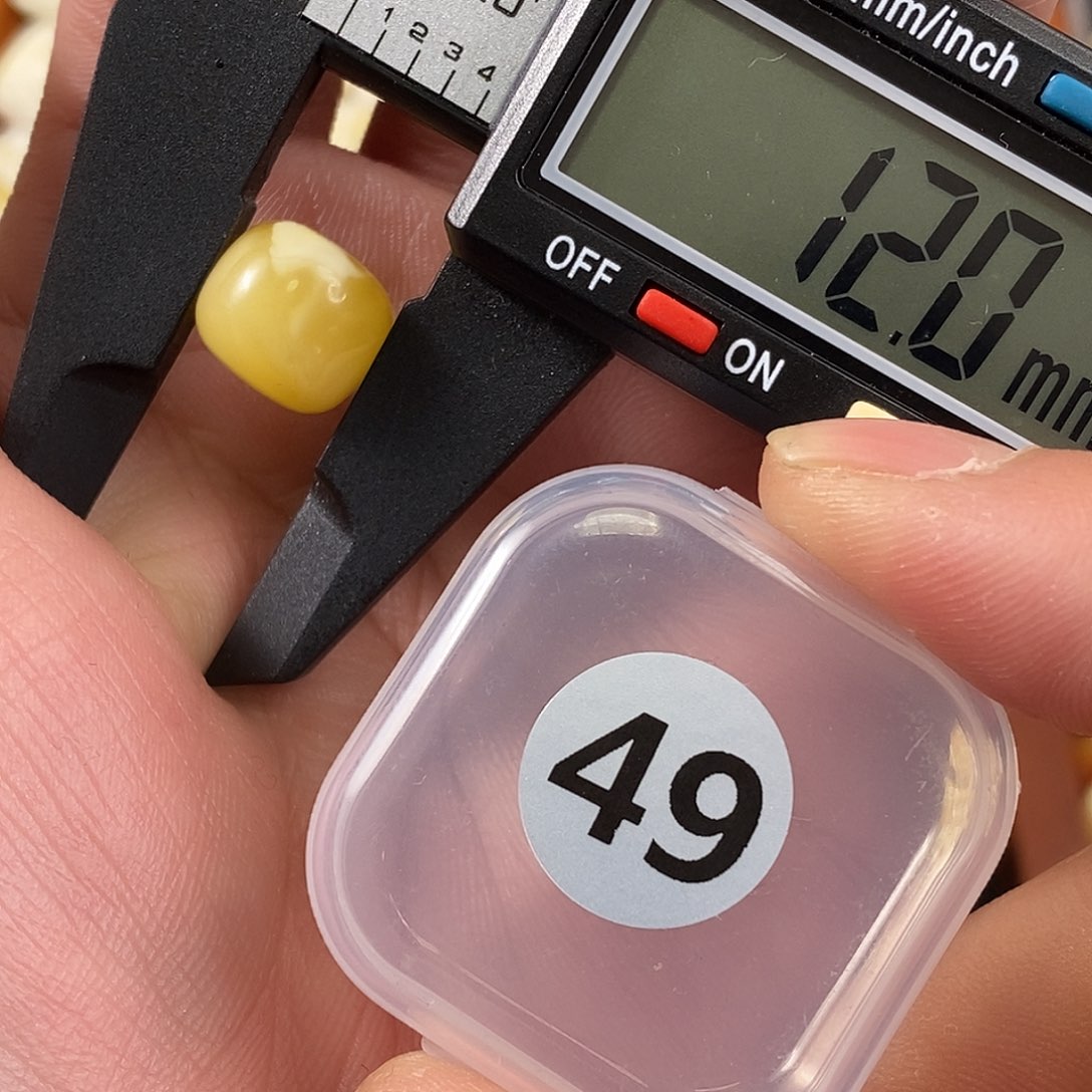 琥珀裸石未镶嵌微瑕