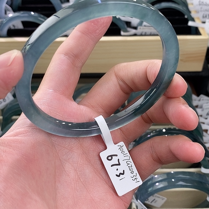 翡翠手镯未镶嵌鸿*鸿67.31