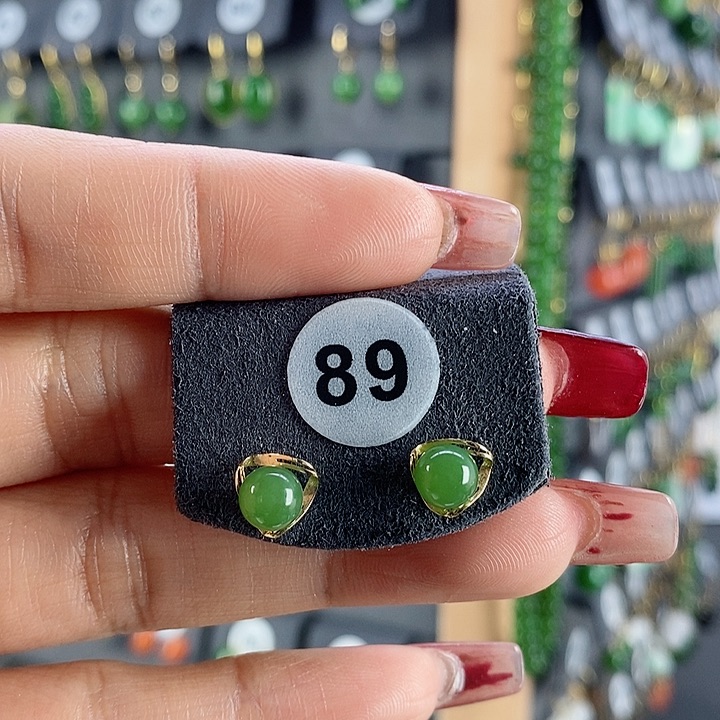 和田玉耳饰18K金镶嵌