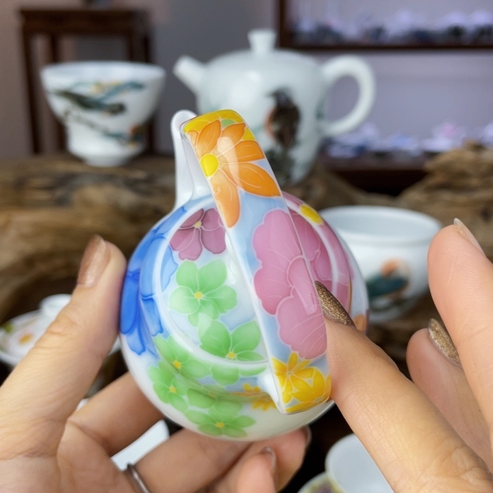 杯提梁壶手绘釉下彩