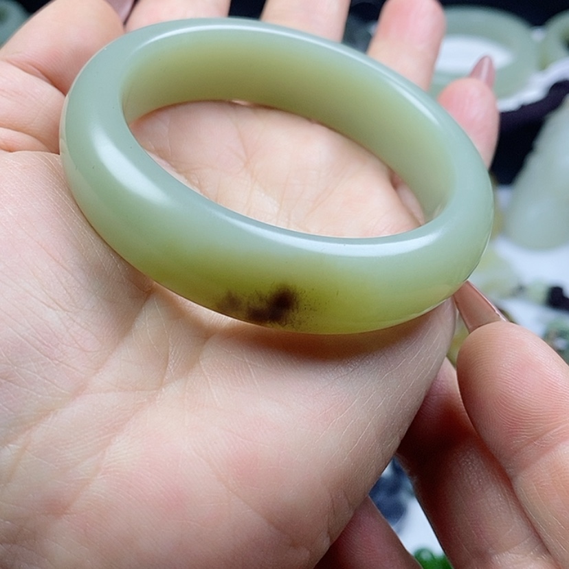 【闪购商品】和田玉手镯未镶嵌