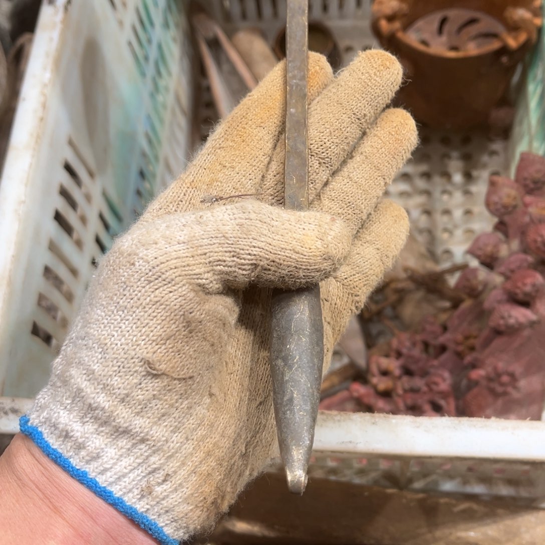 春***红一物一图，工艺品。