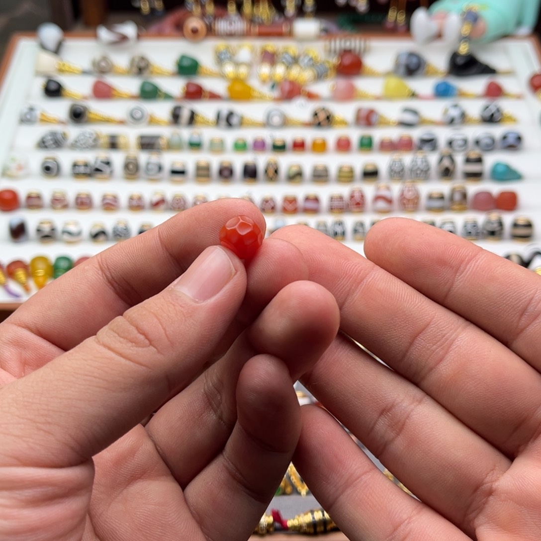 没***窝玛瑙/玉髓未镶嵌单珠